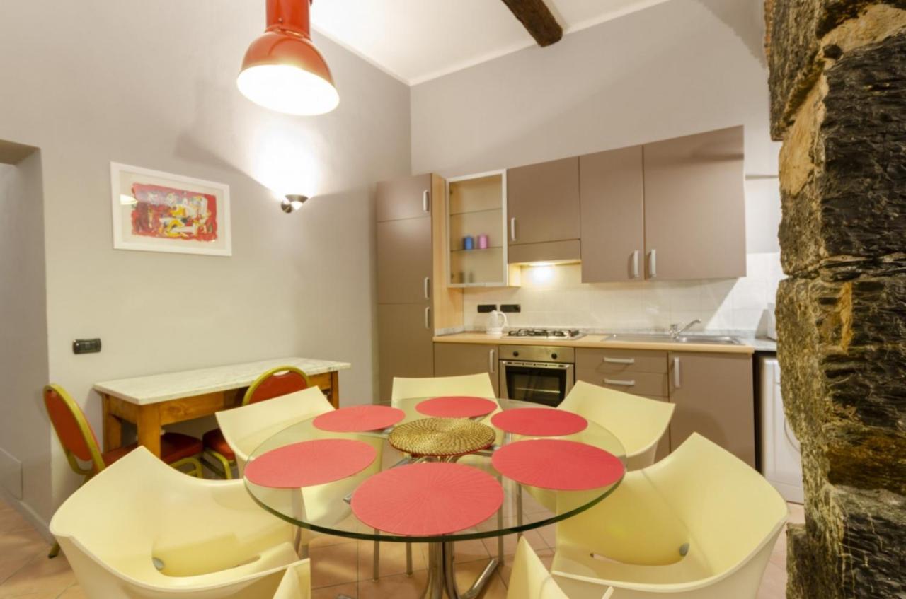 Joivy Warm Family Flat For 9, Near Porto Antico Apartment Genoa Luaran gambar